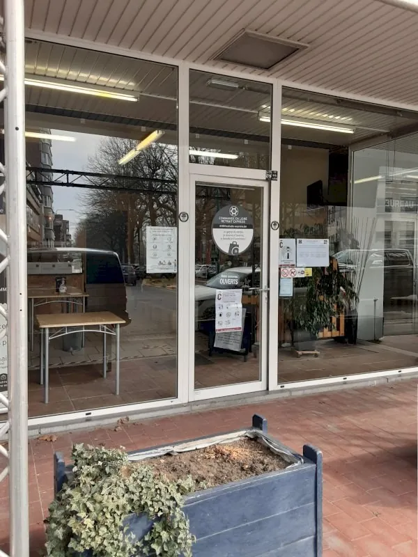 6000eatude Charleroi à Charleroi