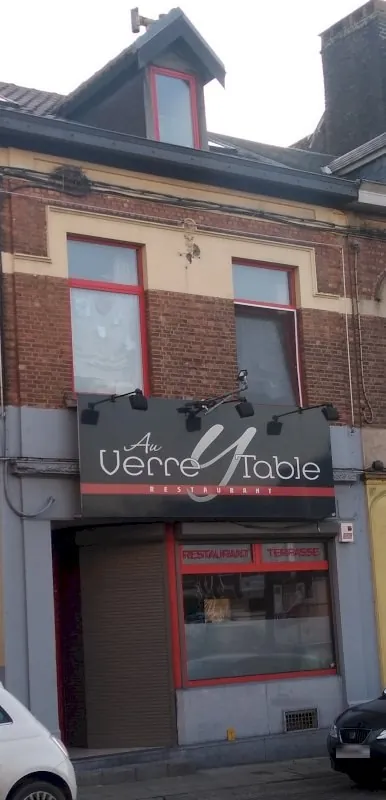Au verre y Table Sambre à Montignies-sur-Sambre