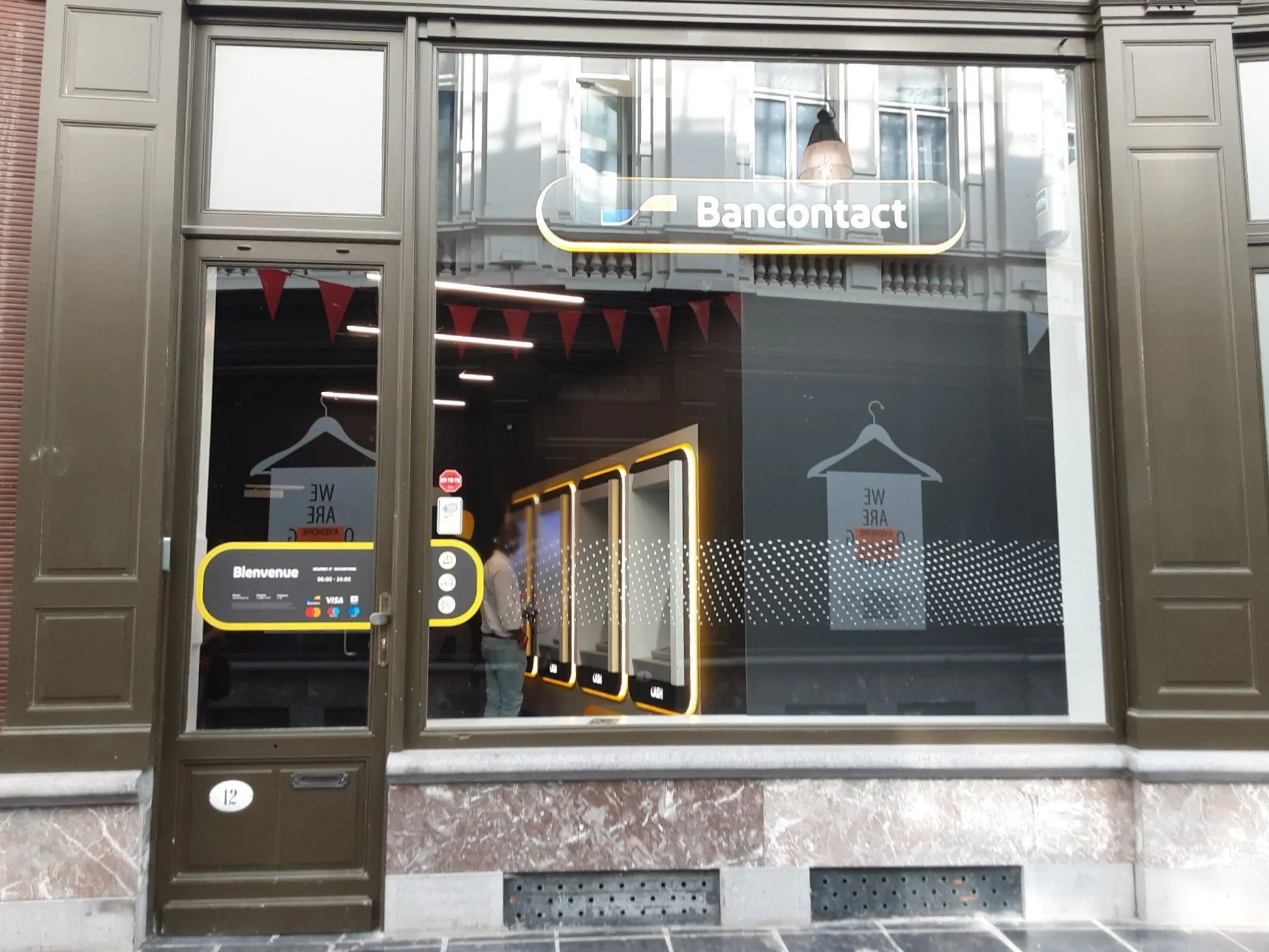 Bancontact Charleroi à Charleroi