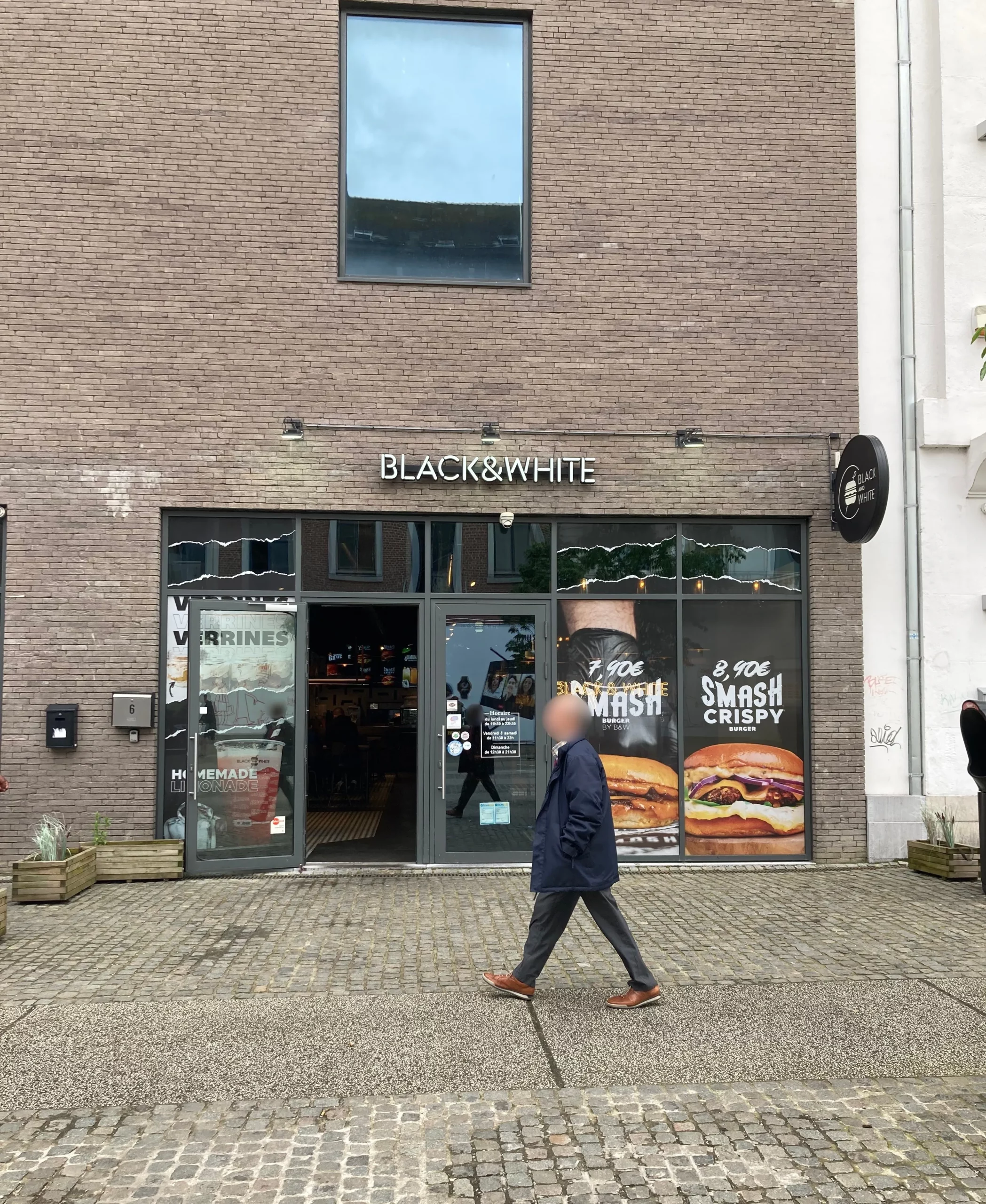 Black & White Charleroi à Charleroi