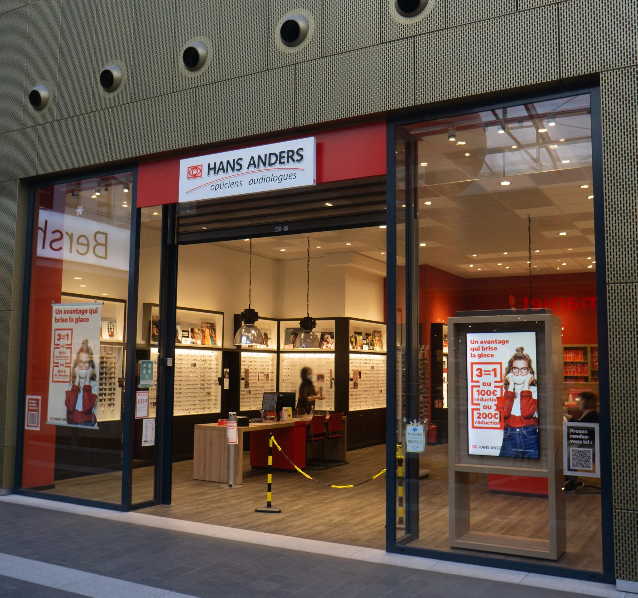 Hans Anders Charleroi à Charleroi