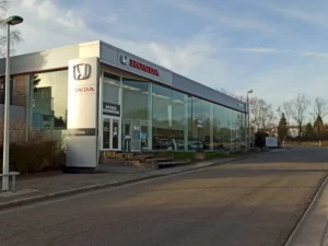 Honda Charleroi by R. Leone Marchienne à Mont-sur-Marchienne
