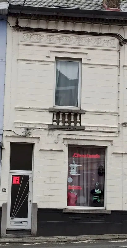 L'tire ses 4 épingles Couillet à Couillet