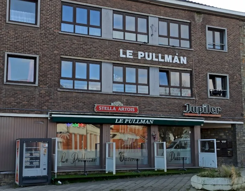 Le Pullman Roux à Roux