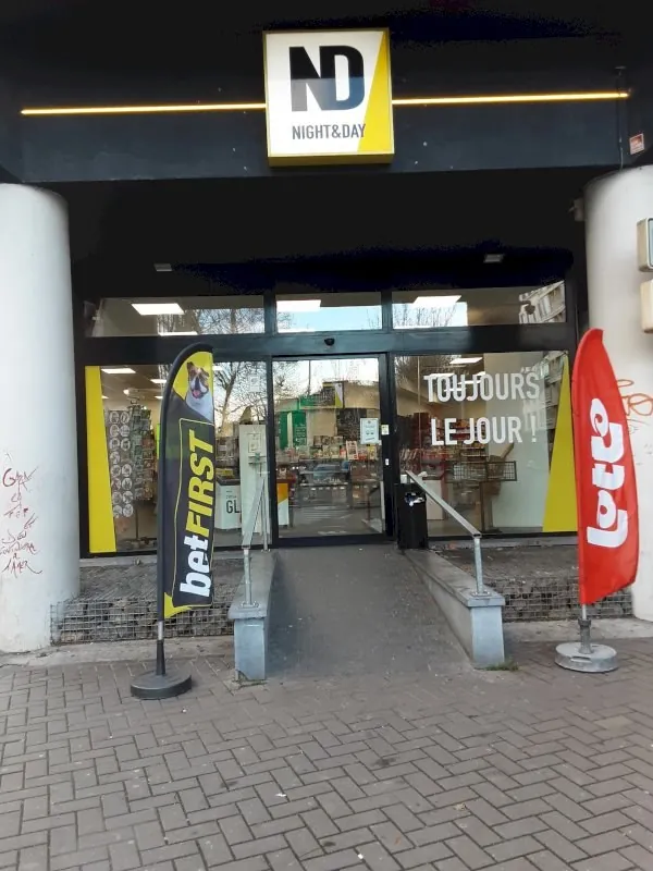 Night & Day Sambre à Monceau-sur-Sambre