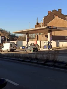 Q8 easy Charleroi à Charleroi