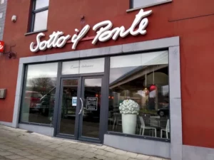 Sotto il Ponte Couillet à Couillet