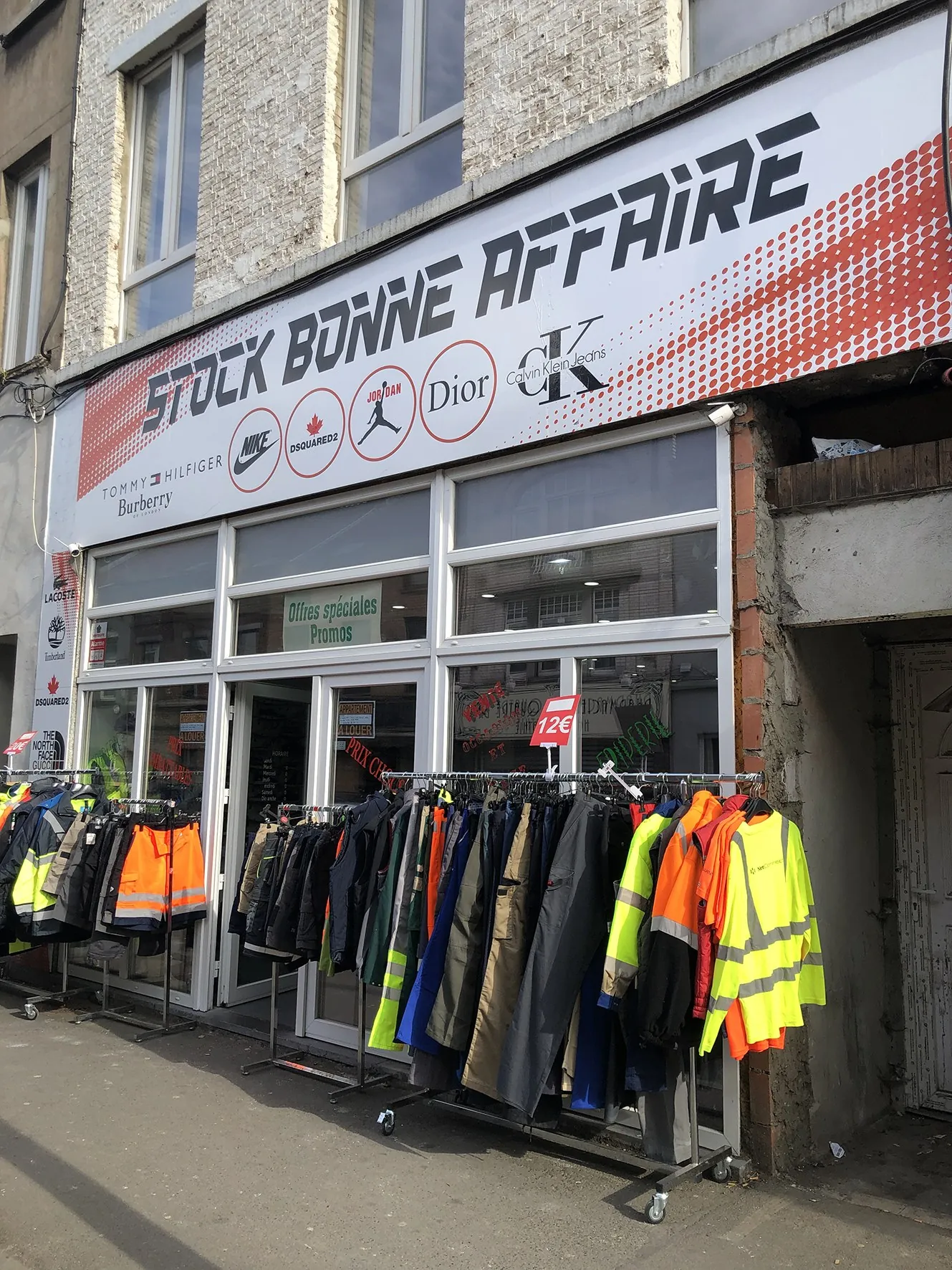 Stock Bonne Affaire Gilly à Gilly