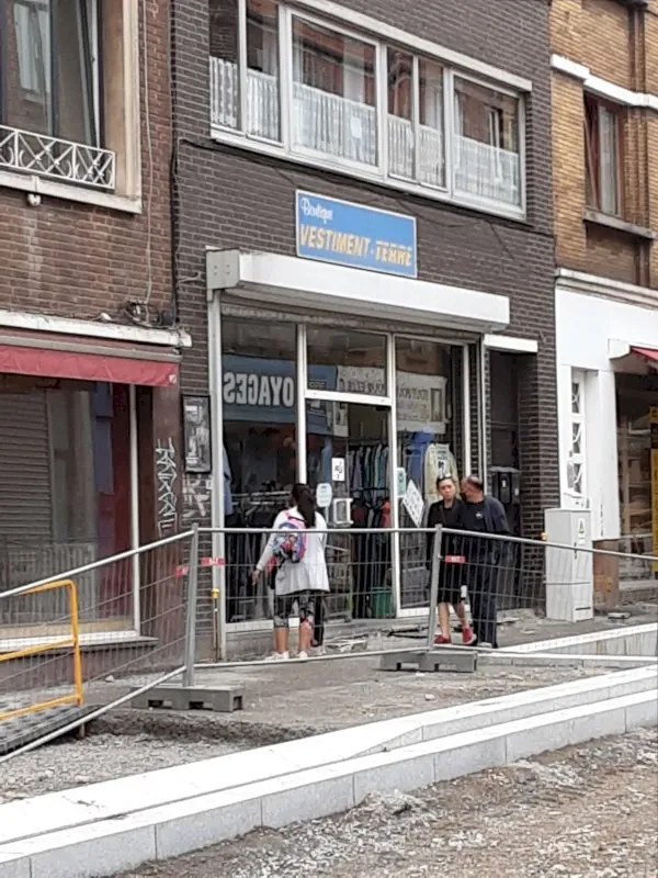 Vestiment-Terre Charleroi à Charleroi