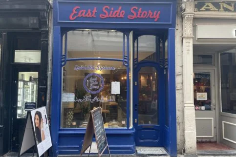 photo de east side story à namur