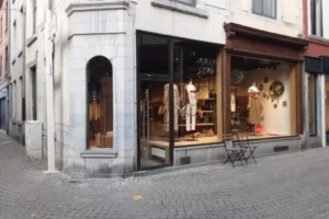 Photo de Holy Percept Store à Namur