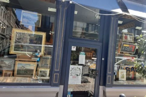 photo de joly antiquites à namur