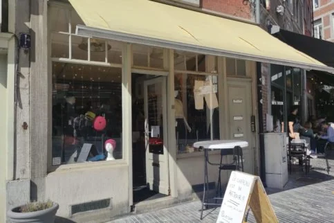 photo de la boutique d’été de la chapelière à namur