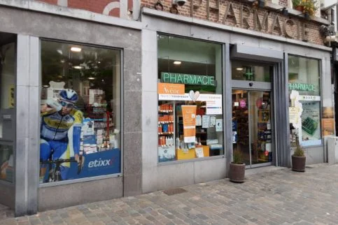 photo de pharmacie marché aux légumes à namur