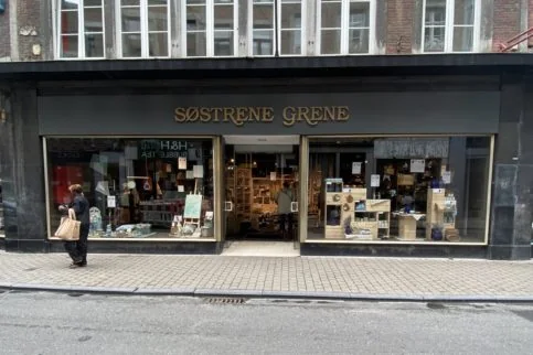 photo de sostrene grene à namur