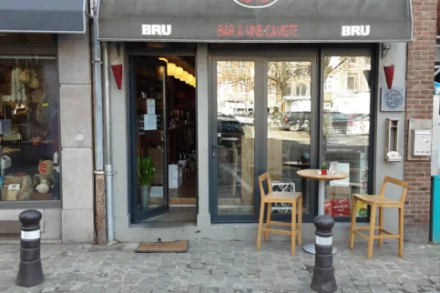photo de vino vino à namur